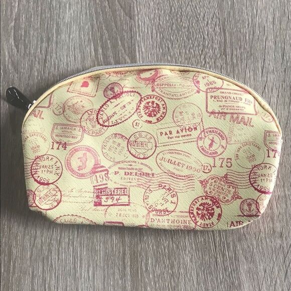 NEW … “IPSY” Cosmetic / Makeup Bag - Picture 1 of 3